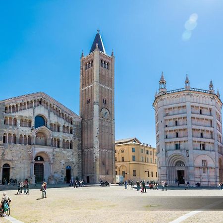La Casa Nel Borgo Apartment Parma Luaran gambar